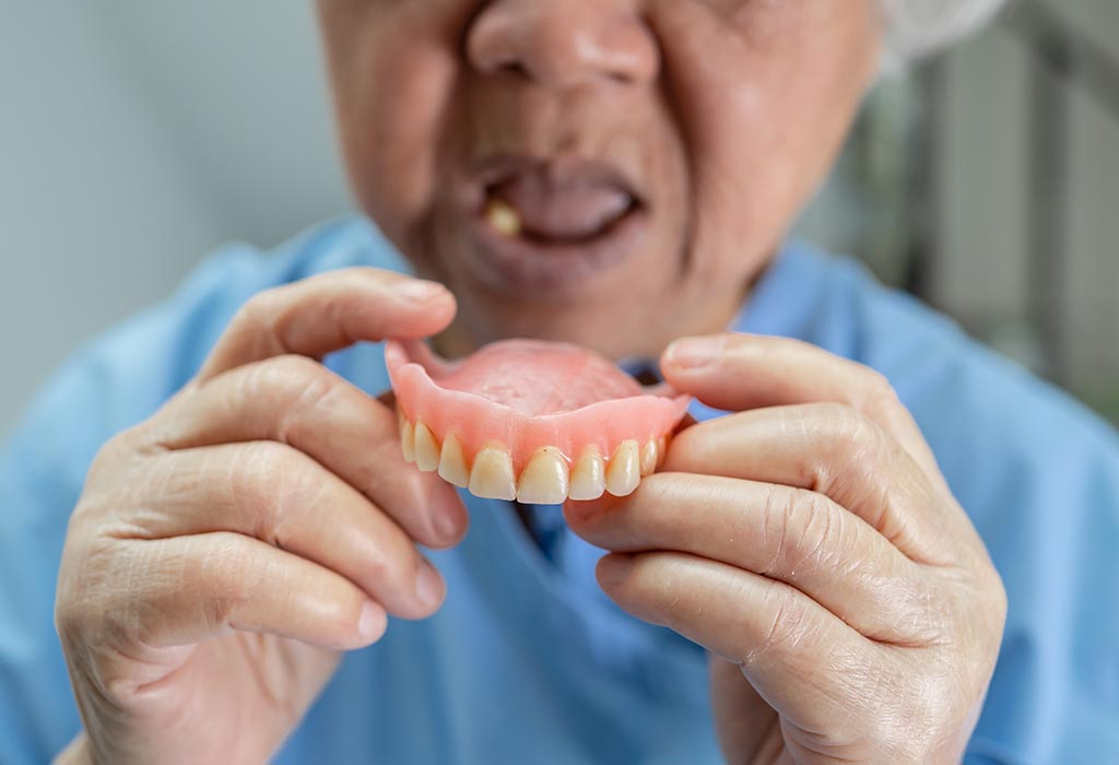 Tipos de prótesis dentales removibles